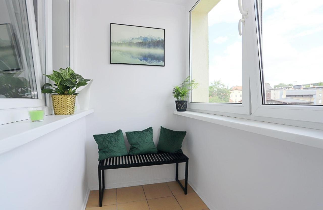 Apartament Parkowy Валбжих Екстериор снимка